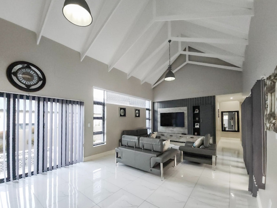 4 Bedroom Property for Sale in Leloko Lifestyle Estate North West
